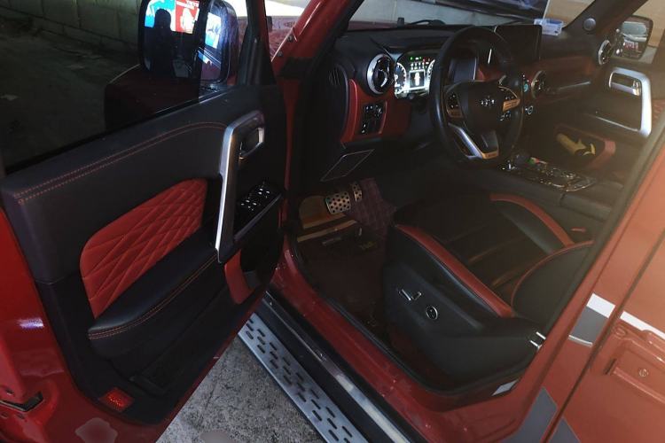 Used BAIC Off-Road BJ40 2018 2.3T Automatic Four-Wheel Drive Ring of the Tower Champion Edition China V Emission Standard