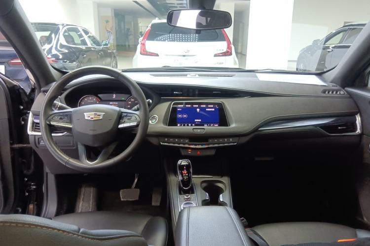 Used Cadillac XT4 2022 28T Two-Wheel Drive Fashion Edition
