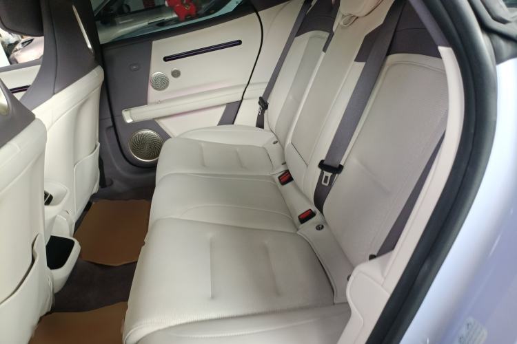 Used Avatr 06 2025 Pro Range-Extended Edition Left Rear Seat