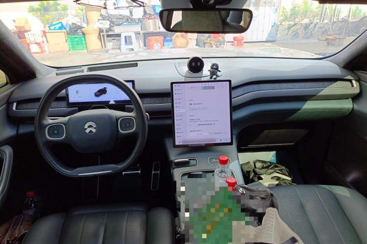 Used Nio ES8 2023 100kWh Signature Edition
