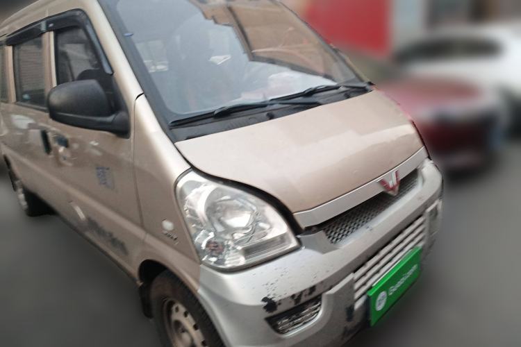 Used Wuling Rongguang 2020 1.5L Extended Basic Version China VI Standard L3C Front Right 45 Deg