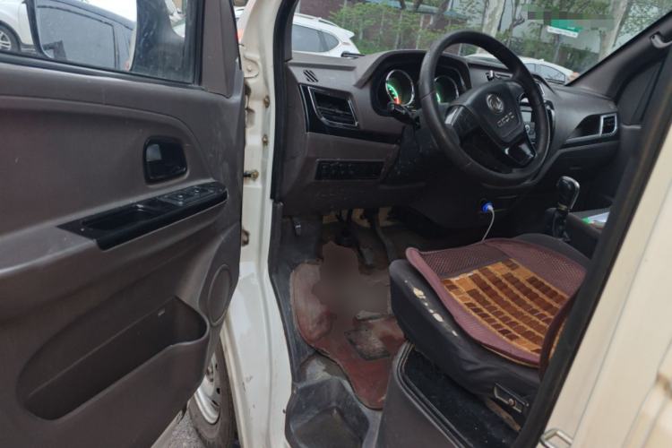 Used Dongfeng Yufeng EM26 2023 High-End Model 41.86 kWh CATL Driver Seat