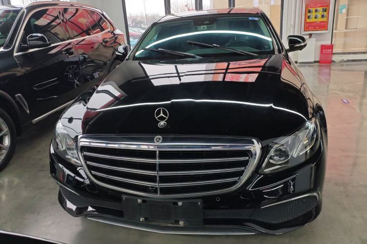 Used Mercedes-Benz E-Class 2018 Facelift E 300 L Luxury Edition
