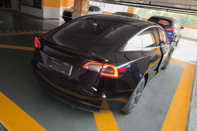 Used Tesla Model 3 2020 Long-Range Rear-Wheel-Drive Version
