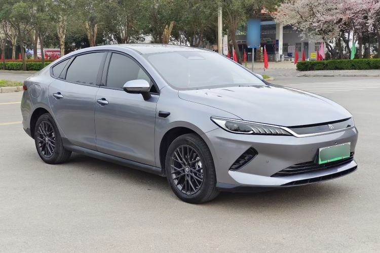 Used BYD Qin PLUS 2025 EV Smart Drive Edition 420KM Leading Model
