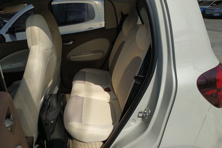 Used Wuling Hongguang MINIEV 2025 Four-Door Version Advanced Edition Left Rear Seat