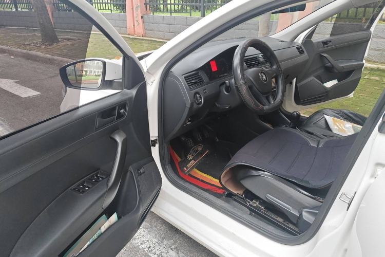 Used Volkswagen Santana 2019 1.5L Manual Fashion Edition China VI Standard