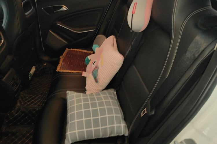 Used Mercedes-Benz GLA 2015 GLA 220 4MATIC Fashion Model