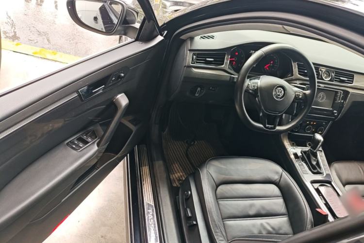 Used Volkswagen Passat 2017 280TSI DSG Luxury Edition