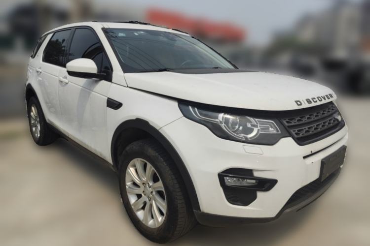 Used Land Rover Discovery Sport 2016 2.0T SE Front Right 45 Deg