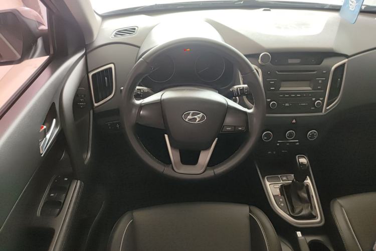 Used Hyundai ix25 2015 1.6L Automatic Two-Wheel Drive Smart GLS Trim Steering Wheel