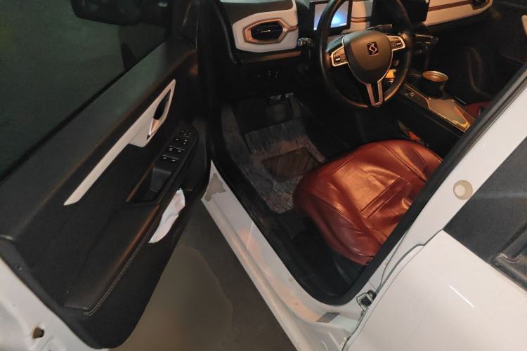 Used SOL E10X 2021 302 km Range Fashion Edition 31.4 kWh