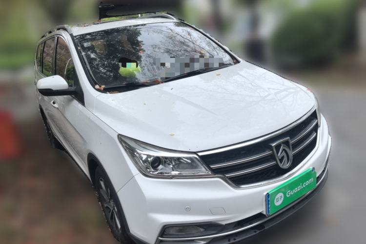 Used Baojun 730 2017 1.5T DCT Fashion Edition 7-Seater China V Emission Standard Front Right 45 Deg