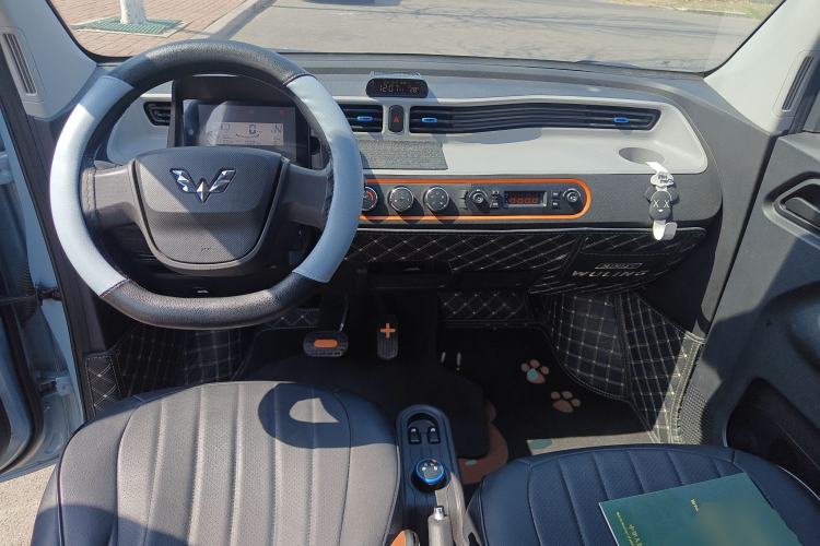 Used Wuling Hongguang MINIEV 2022 Easy Version Lithium Iron Phosphate