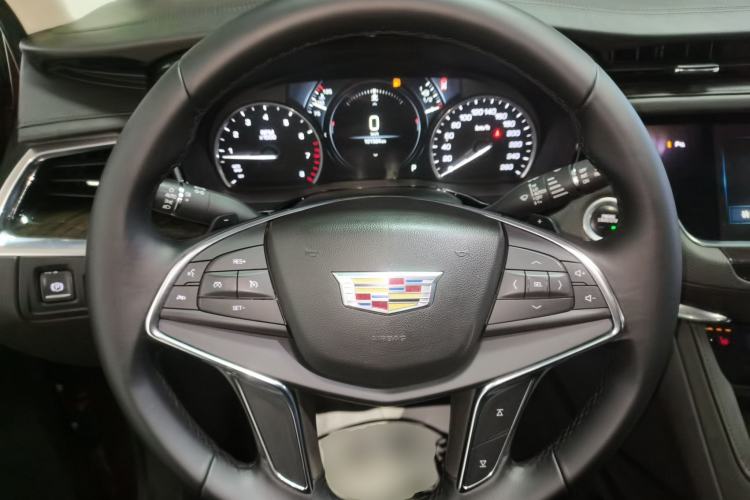 Used Cadillac XT5 2018 25T Luxury Model