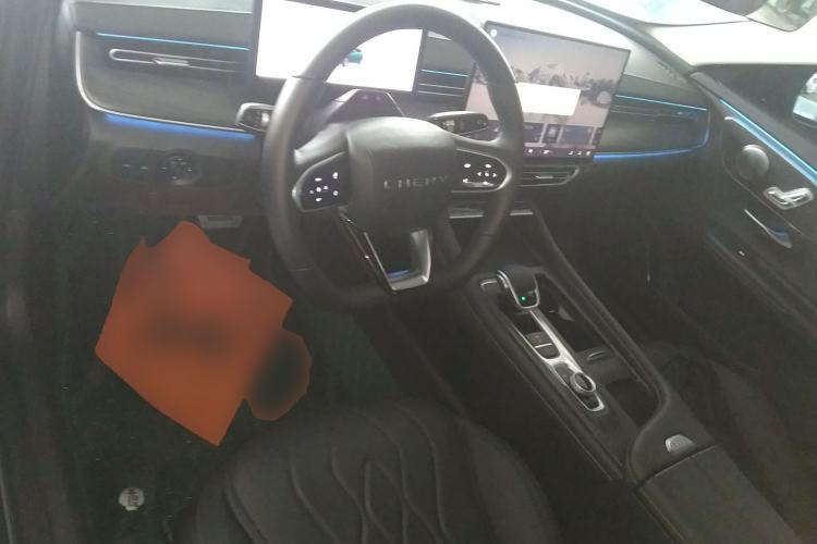 Used Chery Arrizo 8 PRO 2025 Model Pro 2.0T Prestige Version Center Console