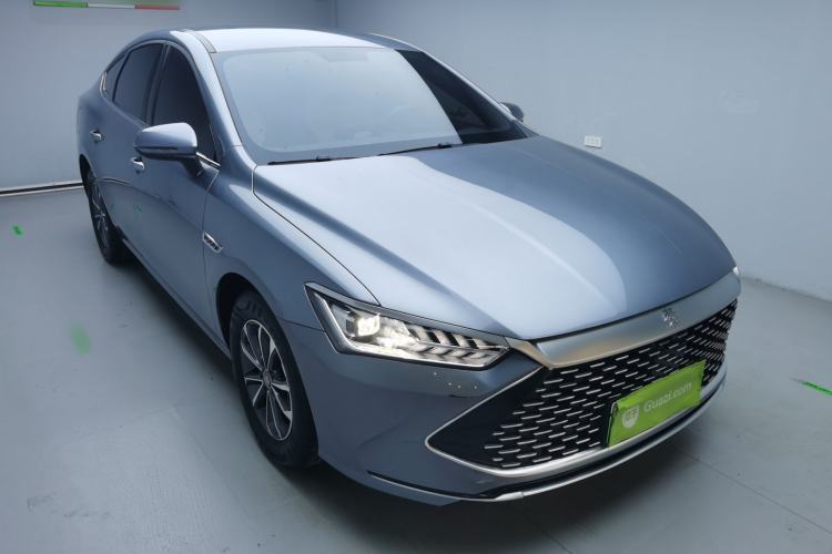 Used BYD Qin PLUS 2023 Champion Edition DM-i 55KM Leading Model Front Right 45 Deg