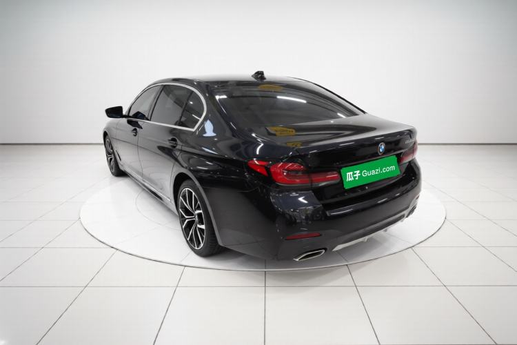 Used BMW 5 Series 2021 530Li Luxury Edition M Sport Package Exterior 2