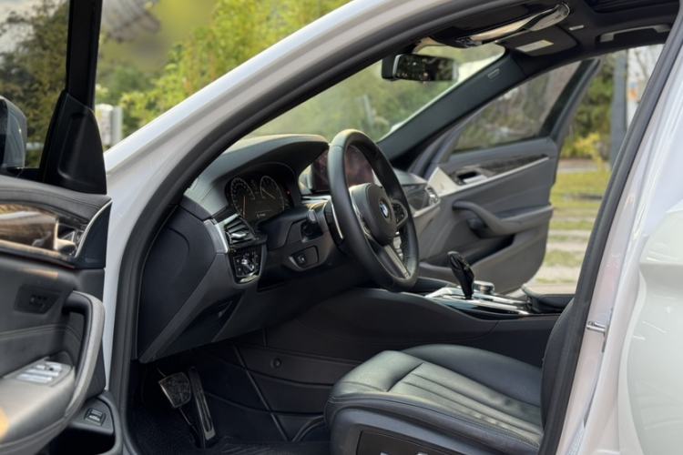 Used BMW 5 Series 2019 530Li Leading Model M Sport Package Interior 2