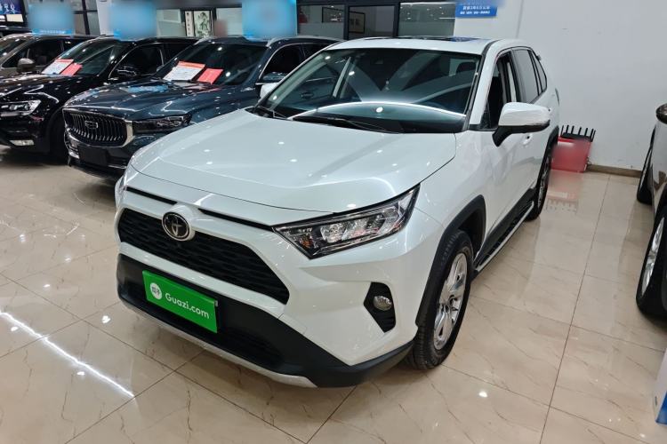 Used Toyota RAV4 2021 2.0L CVT Two-Wheel Drive Fashion Edition