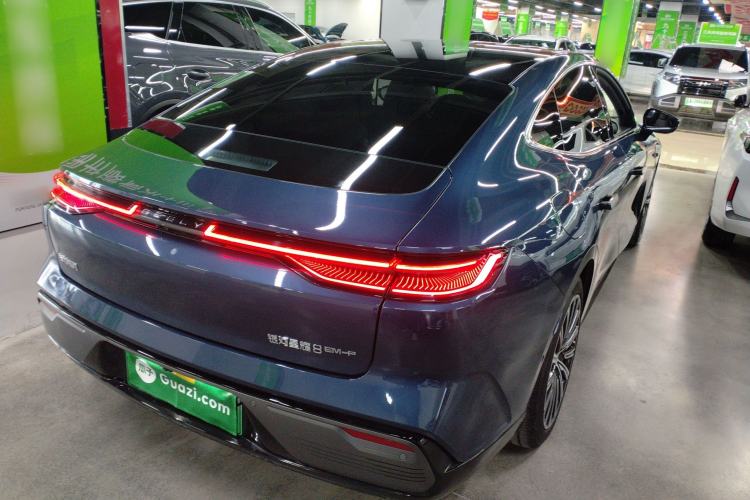 Used Geely Galaxy 8 2025 130km EM-P Starship Edition Rear Right 45 Deg