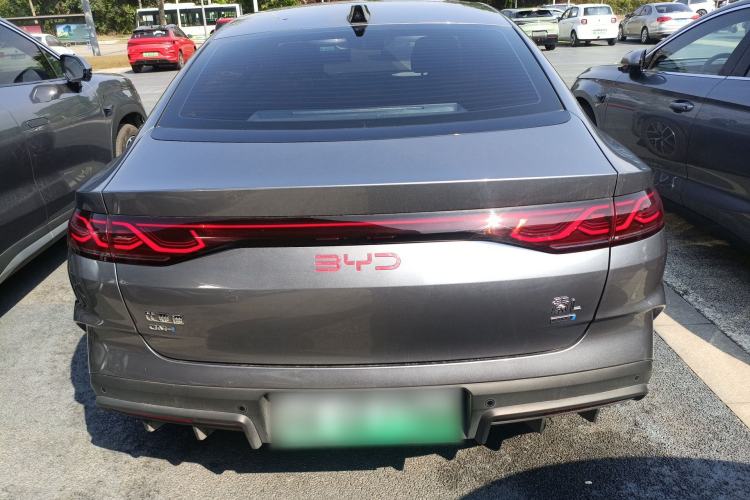 Used BYD Qin L 2025 DM-i Smart Drive 120KM Leading Model
