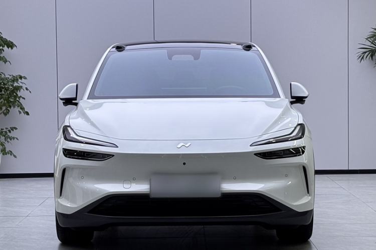 Used ONVO L60 2024 60 kWh Rear-Drive Version
