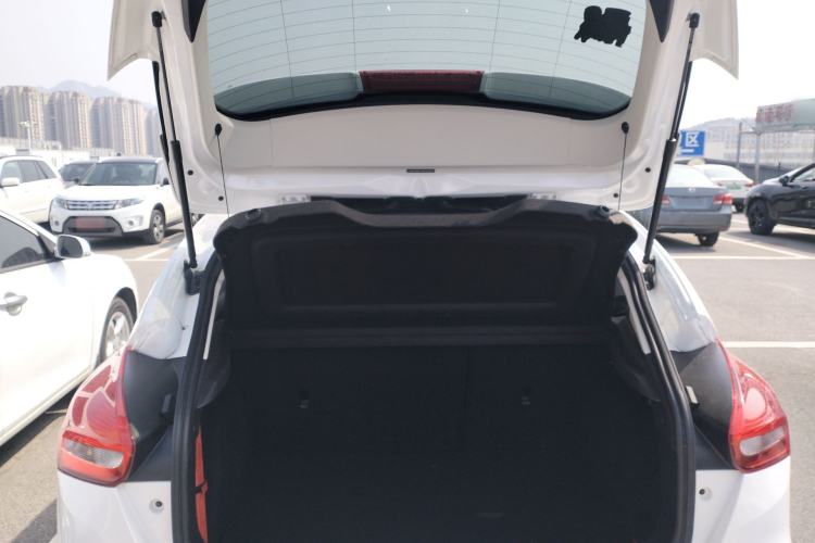 Used Ford Focus 2018 Hatchback Classic 1.6L Automatic Trendy SmartDrive Edition