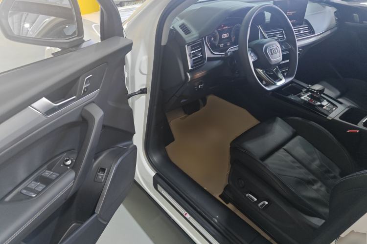Used Audi Q5L 2024 40 TFSI Fashion Dynamic Model