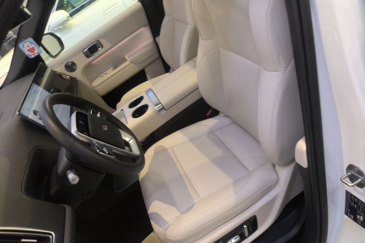 Used Li Auto L8 2025 Ultra Smart Refreshed Edition
