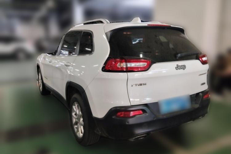 Used Jeep Cherokee 2016 2.4L Leading Edition