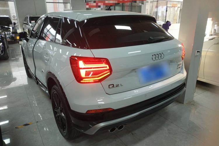 Used Audi Q2L 2021 35 TFSI Fashion Dynamic Model
