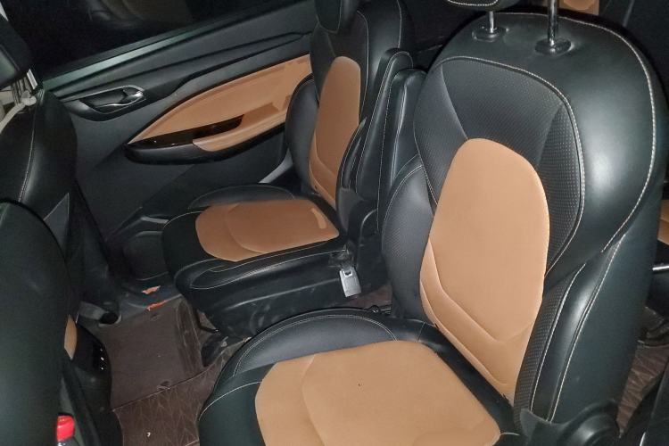 Used Wuling Hongguang S3 2018 1.5L Manual Luxury Model China V Standard
