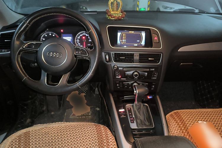 Used Audi Q5 2018 Collector's Edition 40 TFSI Ambition Model
