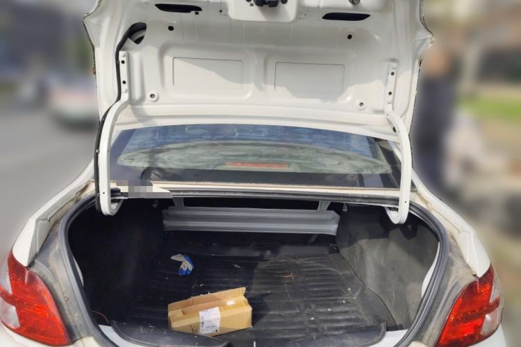 Used Peugeot 301 2014 1.6L Manual Comfort Edition