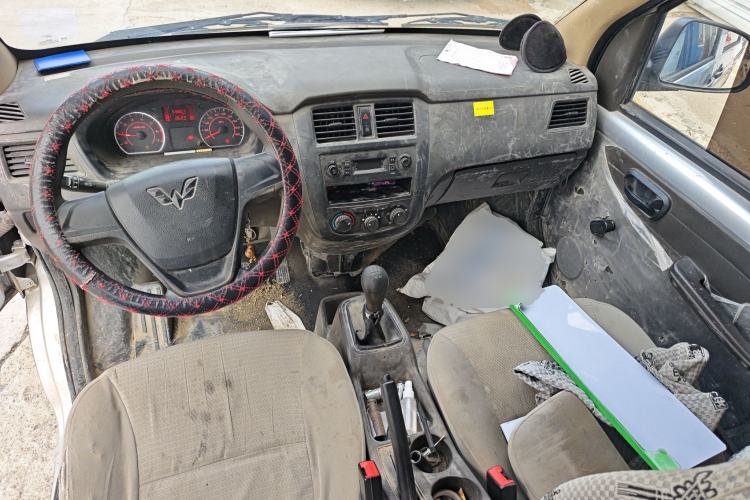 Used Wuling Rongguang S 2021 1.2L Base Model 7-Seater LSI