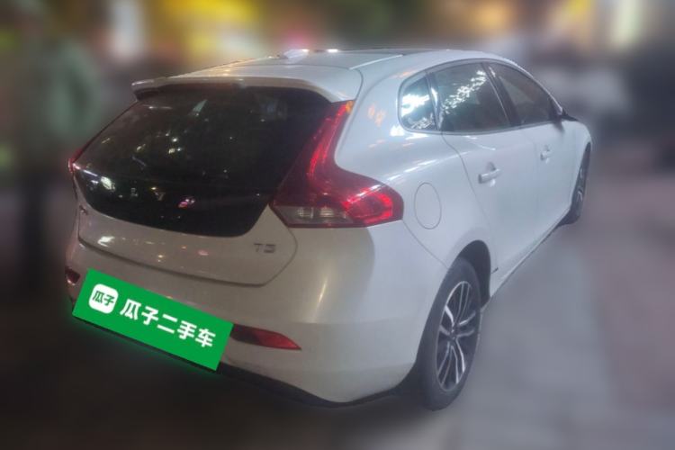 Used Volvo V40 2017 T3 Zhiyi Edition