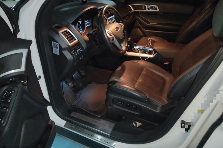 Used Ford Explorer 2013 3.5L Prestige Model

