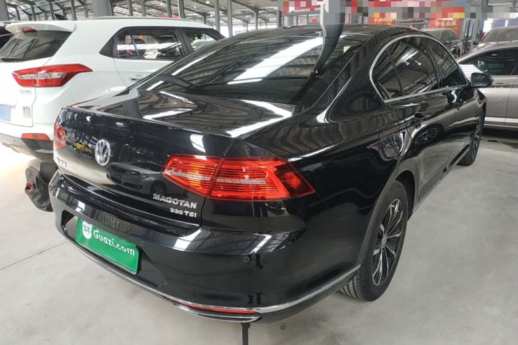 Used Volkswagen Magotan 2019 330TSI DSG Leading Edition China V Standard Rear Right 45 Deg