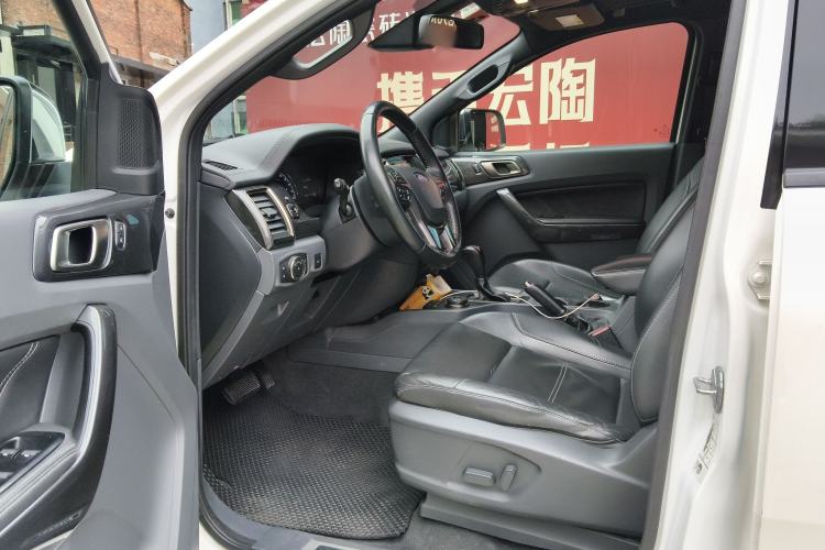 Used Ford Everest 2017 2.0T Gasoline Automatic 4x4 Flagship Edition 7 Seats Driver Seat