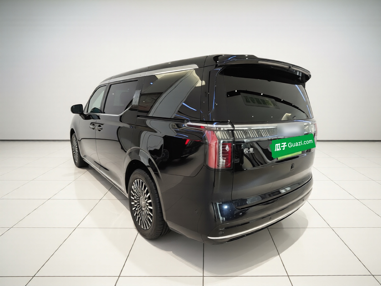 Zeekr 009 2024 7-Seater Walk-Through Version Four-Wheel Drive 108 kWh — снимка 4