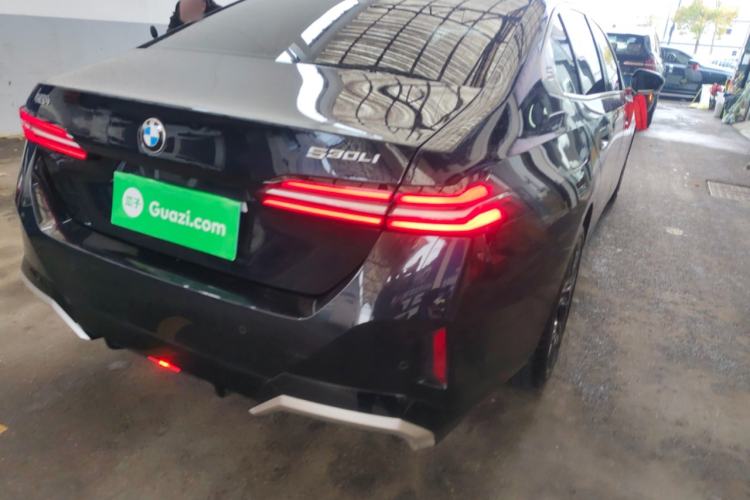 Used BMW 5 Series 2025 530Li Luxury Edition M Sport Package
