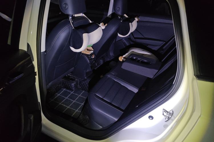 Used Volkswagen Tharu 2021 280TSI Two-Wheel-Drive Luxury Plus Edition Left Rear Seat