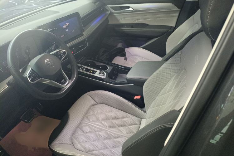 Used Volkswagen Tavendor 2023 380TSI Four-Wheel Drive R-Line First Edition Left Front Seat