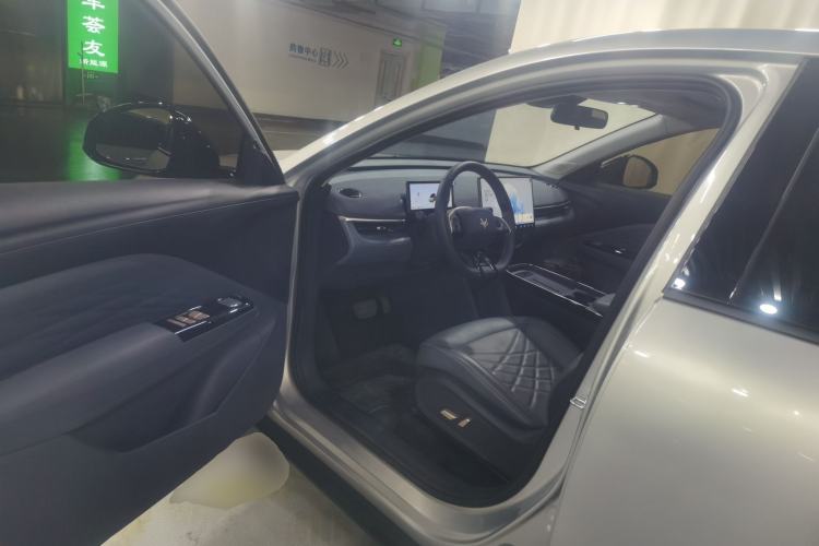 Used ARCFOX T1 2025 Model 425 PLUS