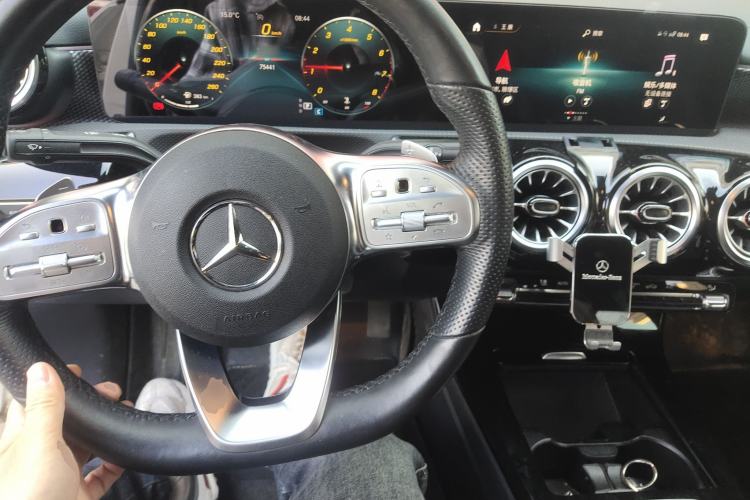 Used Mercedes-Benz A-Class 2021 A 200 L Sport Sedan Fashion Model
