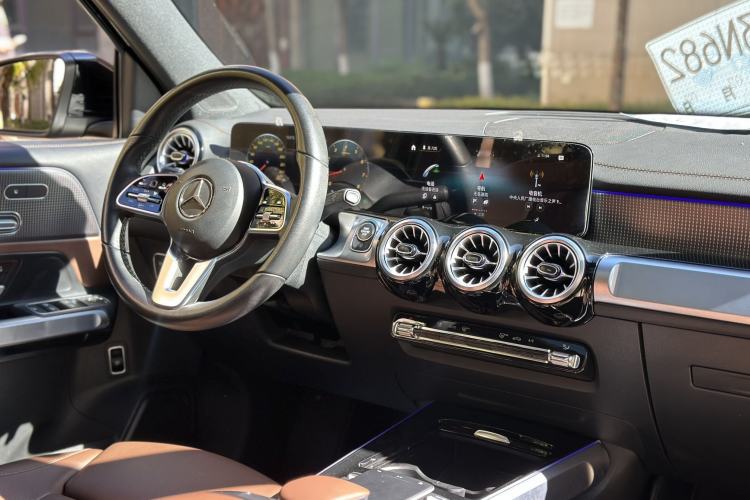 Used Mercedes-Benz GLB 2023 GLB 220 Fashion Model