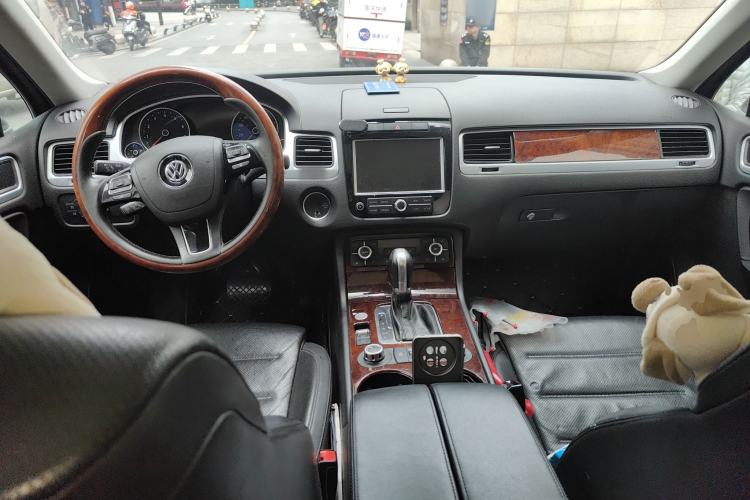 Used Volkswagen Touareg 2014 3.0 TSI New Edition