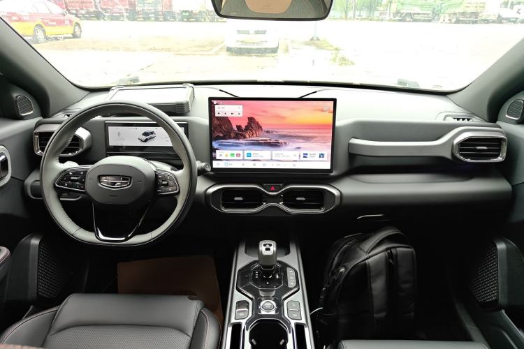 Used Geely Auto Cowboy 2025 1.5TD Fun-Offroad Version Center Console