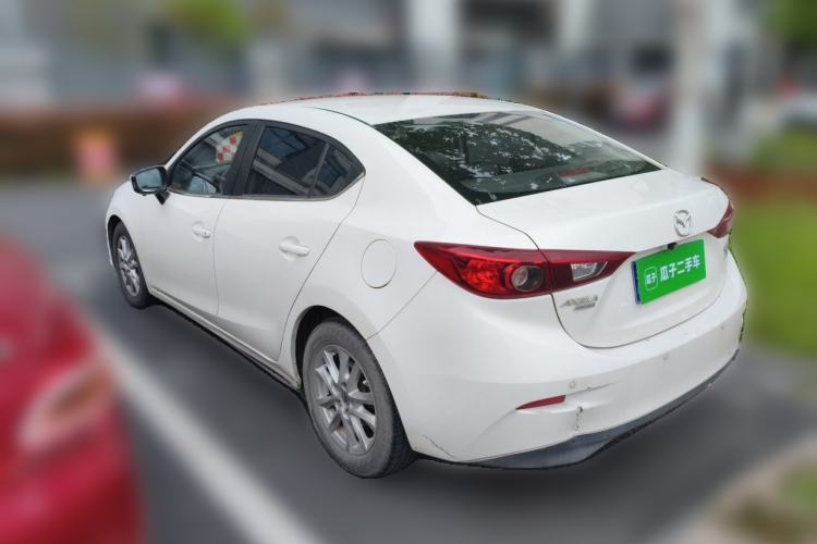 Used Mazda 3 Axela 2014 Sedan 1.5L Automatic Comfort Model